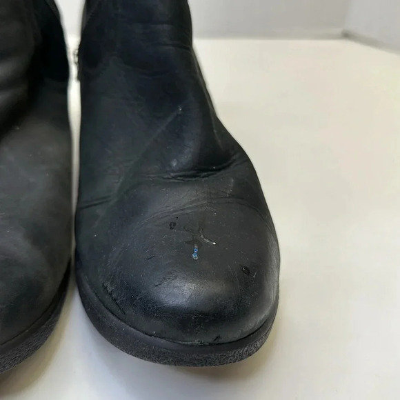 Ugg Emalie Ankle Boots Wedges Booties Leather Shearling Waterproof Zip Black  9 - Picture 4 of 10